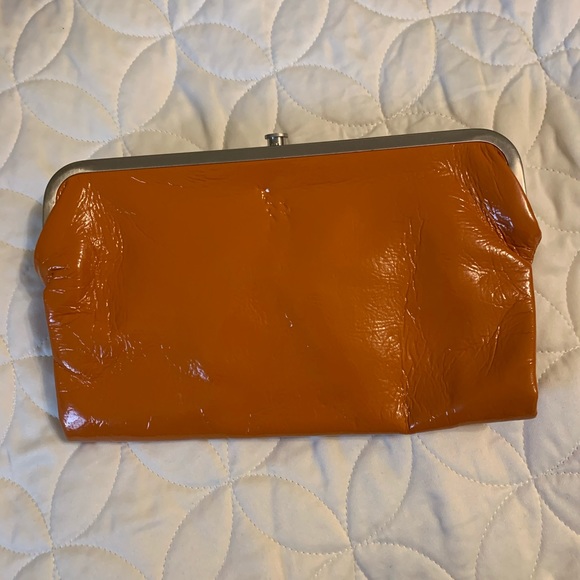 Clutch - Picture 1 of 3